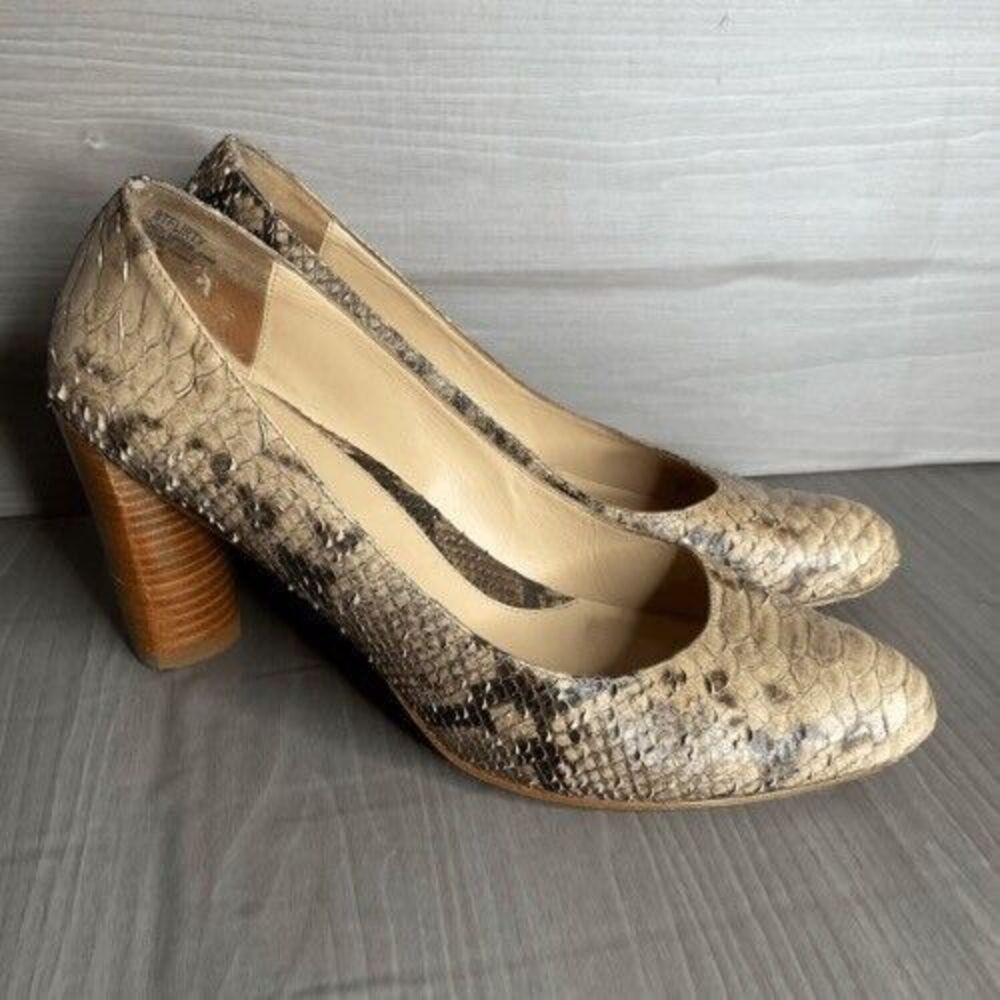 Vintage Boutique 9 Leather Snake Skin Cone Pump Heels Women Size 9M Tan Neutral - Picture 14 of 14